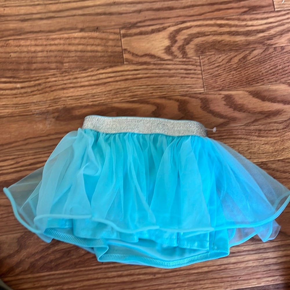 Teal tutu dress. Super cute